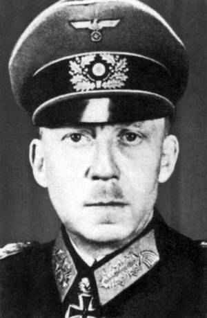 1945. Последний круг ада. Флаг над Рейхстагом - i_012.jpg