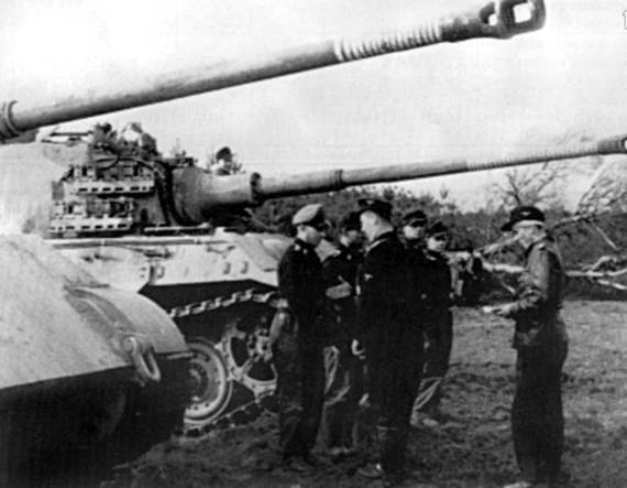 Берлин 45-го. Сражения в логове зверя - _026_arnswalde_tiger_503_ss.jpg