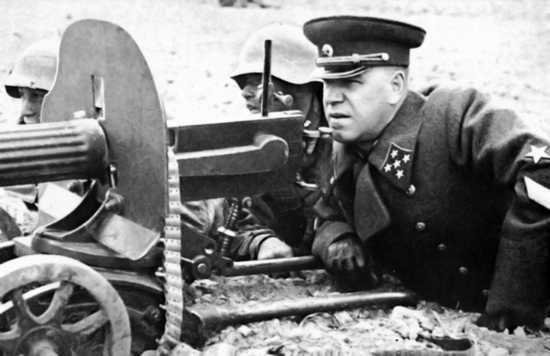 Георгий Жуков: Последний довод короля - i_007.jpg