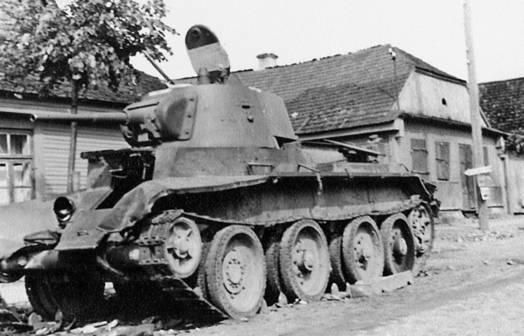 Неизвестный 1941. Остановленный блицкриг. - _14_bt7_alitus.jpg