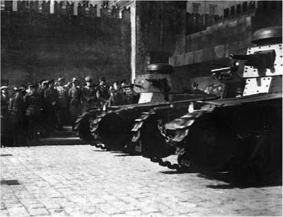 Все танки СССР. Том I - i_064.jpg