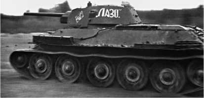 Все танки СССР. Том II - i_042.jpg