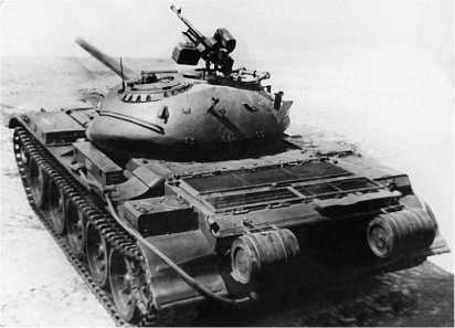 Все танки СССР. Том III - i_006.jpg