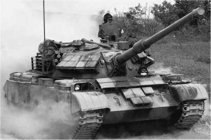Все танки СССР. Том III - i_023.jpg