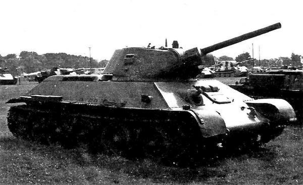 Средний танк Т-34 - i_022.jpg