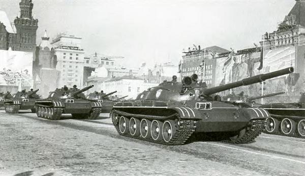 Т-62. Убийца «Центурионов» и «Олифантов» - i_014.jpg