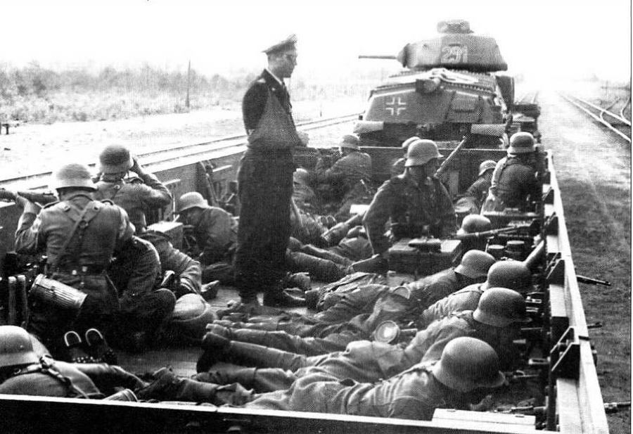 Трофейная бронетанковая техника Вермахта - _59.jpg