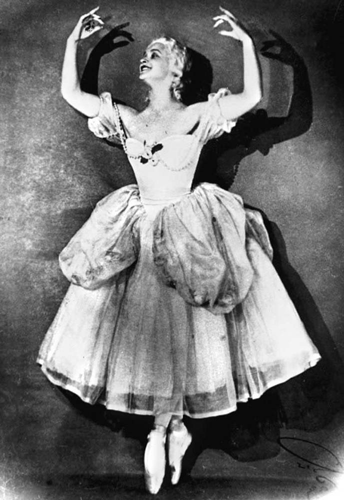 Галина Уланова. Одинокая богиня балета - i_013.jpg