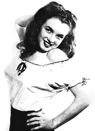 Мэрилин Монро. Жизнь в мире мужчин - _10.jpg