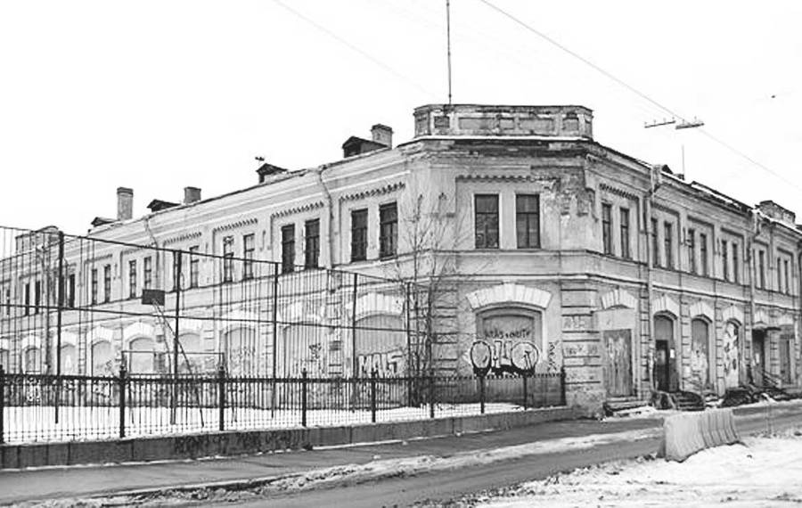 Литературные герои на улицах Петербурга. Дома, события, адреса персонажей из любимых произведений русских писателей - i_014.jpg