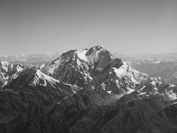 100 великих экспедиций - i_009.jpg