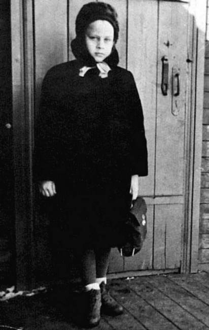 Любовь Полищук. Одна, но пламенная, страсть - i_014.jpg