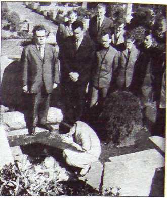 Рихард Зорге. Джеймс Бонд советской разведки - i_018.jpg