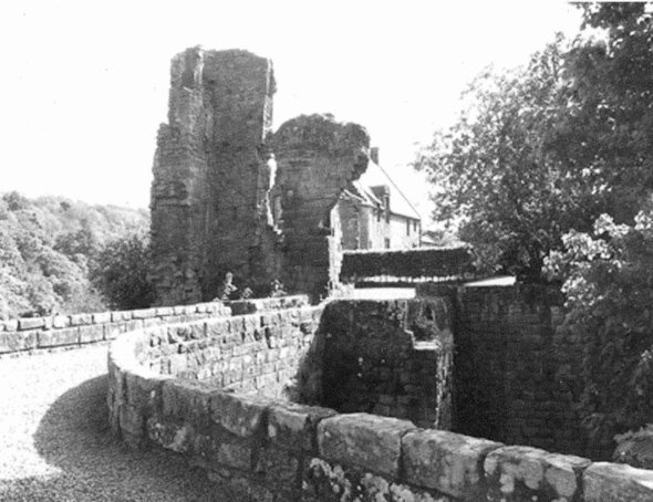 Шотландские замки. От Эдинбурга до Инвернесса - i_014.jpg