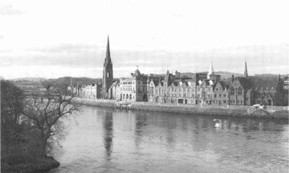 Шотландские замки. От Эдинбурга до Инвернесса - i_028.jpg