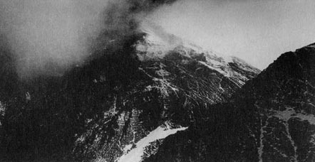 В разреженном воздухе - i_014.jpg