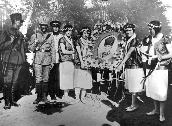 Сулейман и Роксолана-Хюррем. Мини-энциклопедия самых интересных фактов о Великолепном веке в Османской империи - i_029.jpg