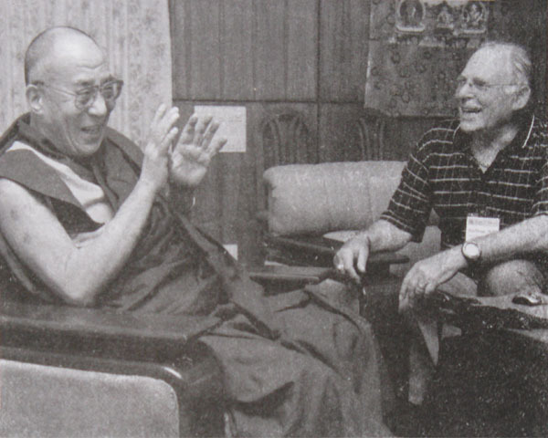 Мудрость Востока и Запада. Психология равновесия - i_002.jpg