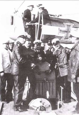 Германские субмарины Тип II крупным планом - pic_28.jpg