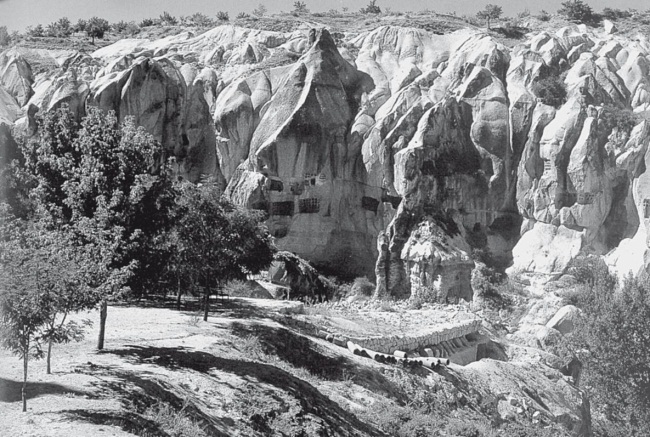 100 великих монастырей - i_014.jpg