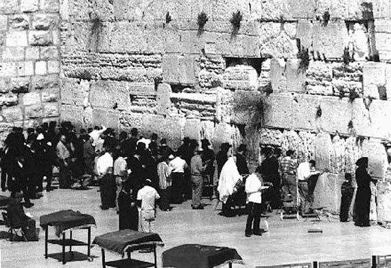 100 великих сокровищ - i_016.jpg