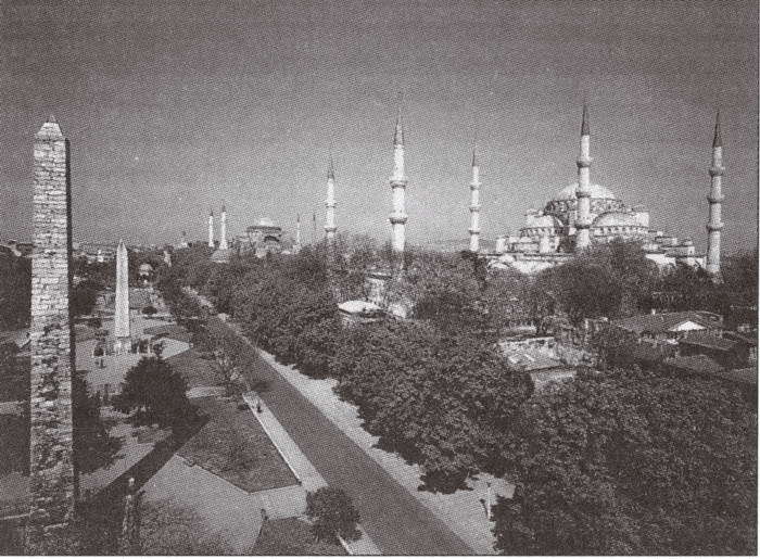 Стамбул. История. Легенды. Предания - i_041.jpg