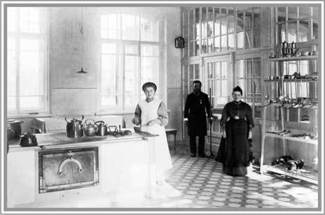 Императорская кухня. XIX – начало XX века. Повседневная жизнь Российского императорского двора - i_022.jpg