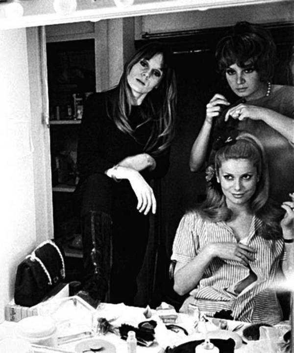 Катрин Денёв. Моя невыносимая красота - i_034.jpg