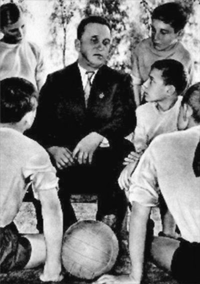 100 великих спортсменов - i_013.jpg