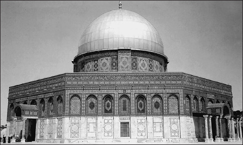 100 великих храмов - i_048.jpg