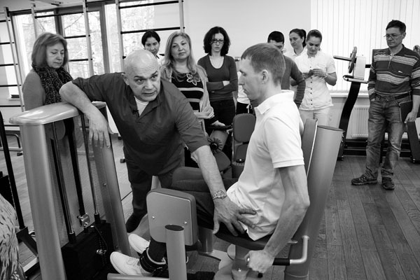 Домашние уроки здоровья. Гимнастика без тренажеров. 50 незаменимых упражнений для дома и зала - _30.jpg