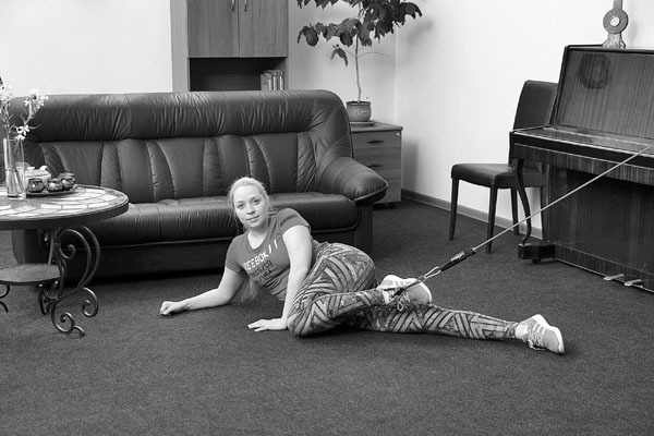 Домашние уроки здоровья. Гимнастика без тренажеров. 50 незаменимых упражнений для дома и зала - _572.jpg