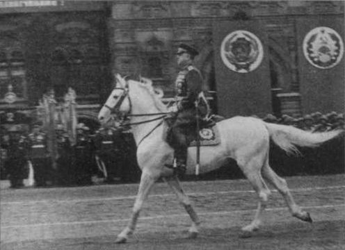 Маршал Жуков — мой отец - i_047.jpg