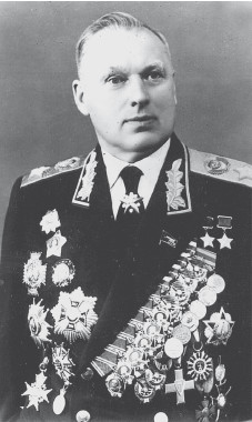 100 великих полководцев Второй мировой - i_010.jpg