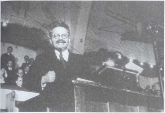 Лев Троцкий. Враг №1. 1929-1940 - image14.jpg