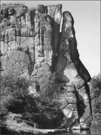 Стоунхендж Третьего рейха - i_017.jpg