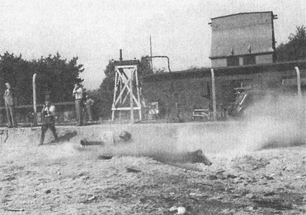 «Фаустники» в бою - i_064.jpg