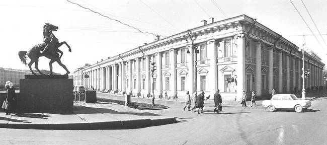 Невский проспект. Дом за домом - i_114.jpg