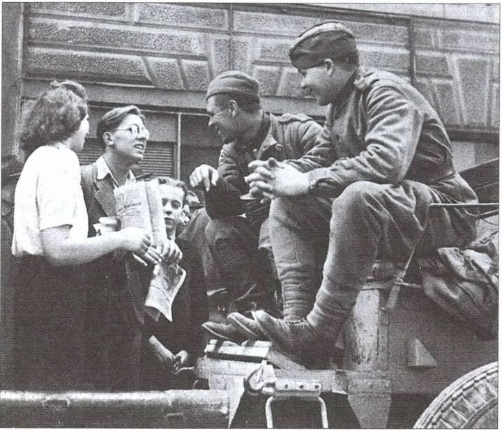 Кто освободил Прагу в 1945 г. Загадки Пражского восстания - i_032.jpg