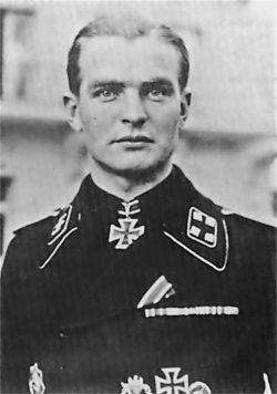 Командиры «Лейбштандарта» - i_037.jpg