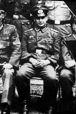 Командиры национальных формирований СС - i_003.jpg