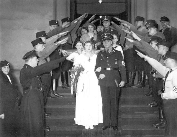 Командиры национальных формирований СС - i_013.jpg