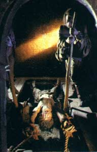 Казни и пытки. Мифы и легенды - i_002.jpg