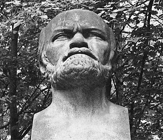 Тайная жизнь петербургских памятников - _6.jpg