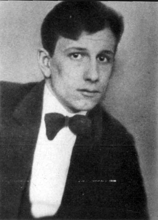 Пьесы. Интермедии. Письма. Документы. Воспоминания современников - i_016.jpg