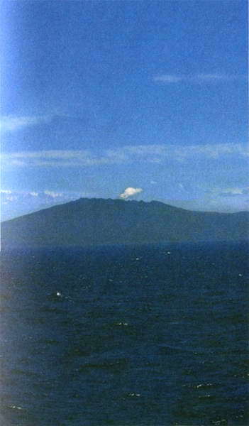 Загадки и тайны морей и океанов - i_018.jpg