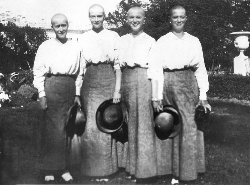 Врачи двора Его Императорского Величества, или Как лечили царскую семью. Повседневная жизнь Российского императорского двора - _176.jpg