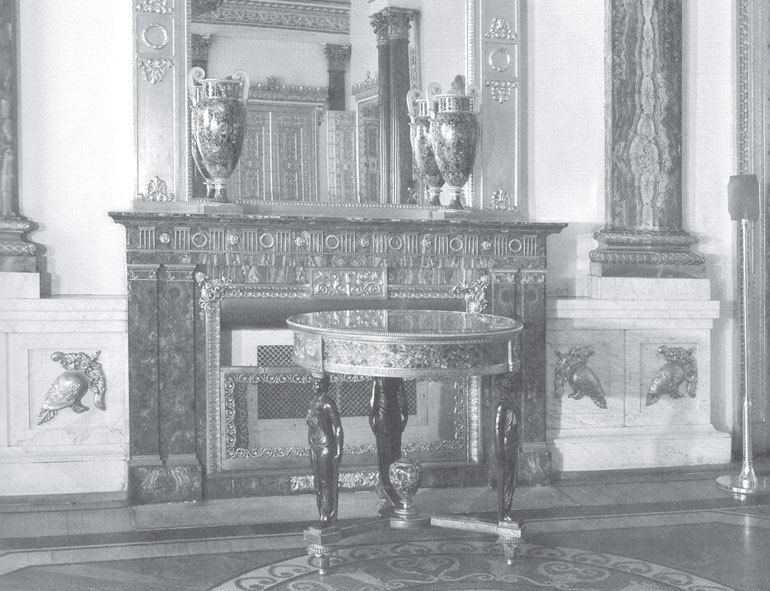 Зимний дворец. Люди и стены. История императорской резиденции. 1762-1917 - i_126.jpg