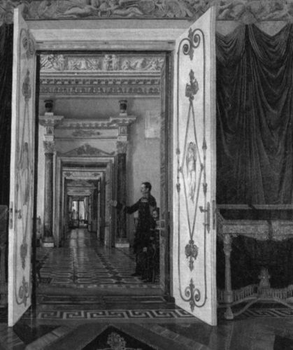 Царские деньги. Доходы и расходы Дома Романовых - i_052.jpg