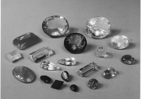 Царские деньги. Доходы и расходы Дома Романовых - i_109.jpg